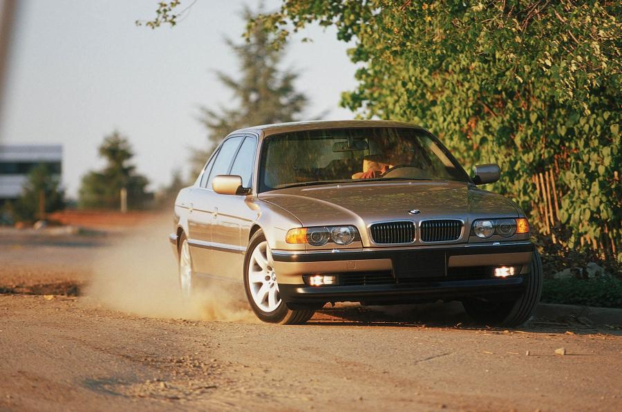  BMW 7-Series 1999 года  (фото 24 из 29)